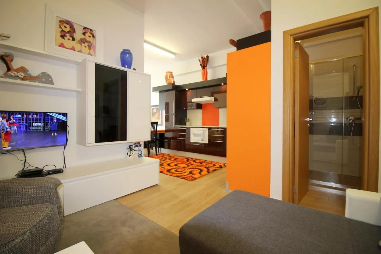 Modern Apartment Dolce Vita Пореч
